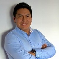 Picture of Andrés Bravo