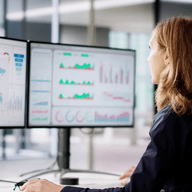 Female data analytics expert